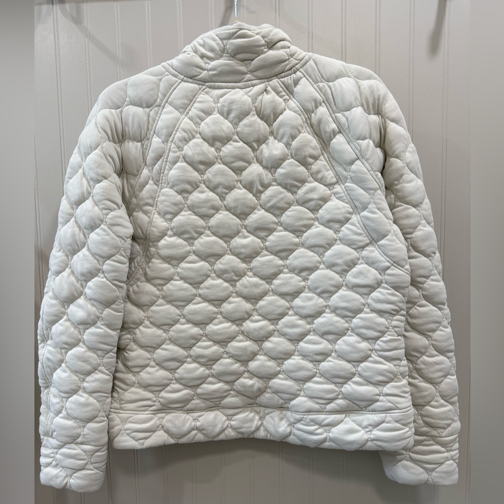 Avalanche White Quilted Pullover - image 2